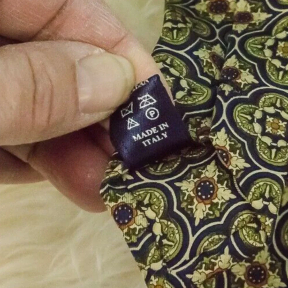 Burberry Luxury Designer Silk Navy Blue Green Floral Paisley Print 4 Tie Necktie